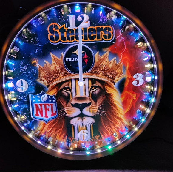 Steelers lion king led dance light 12 " football clock - Picture 7 of 13